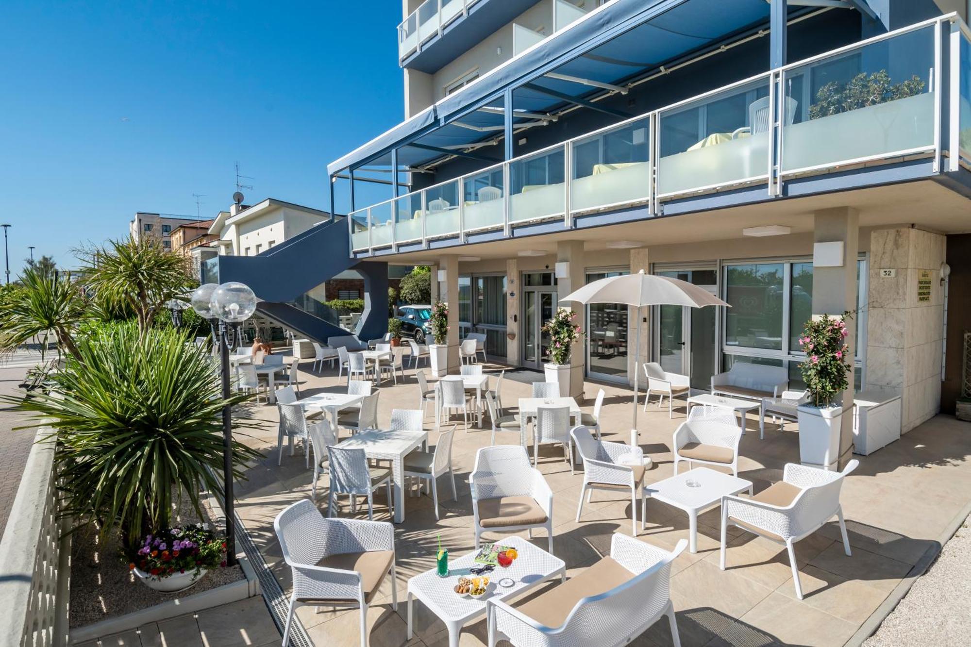 Hotel Astoria Cervia Exterior photo