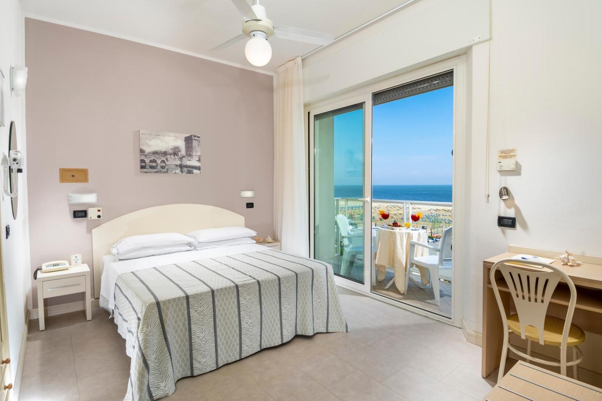Hotel Astoria Cervia Exterior photo