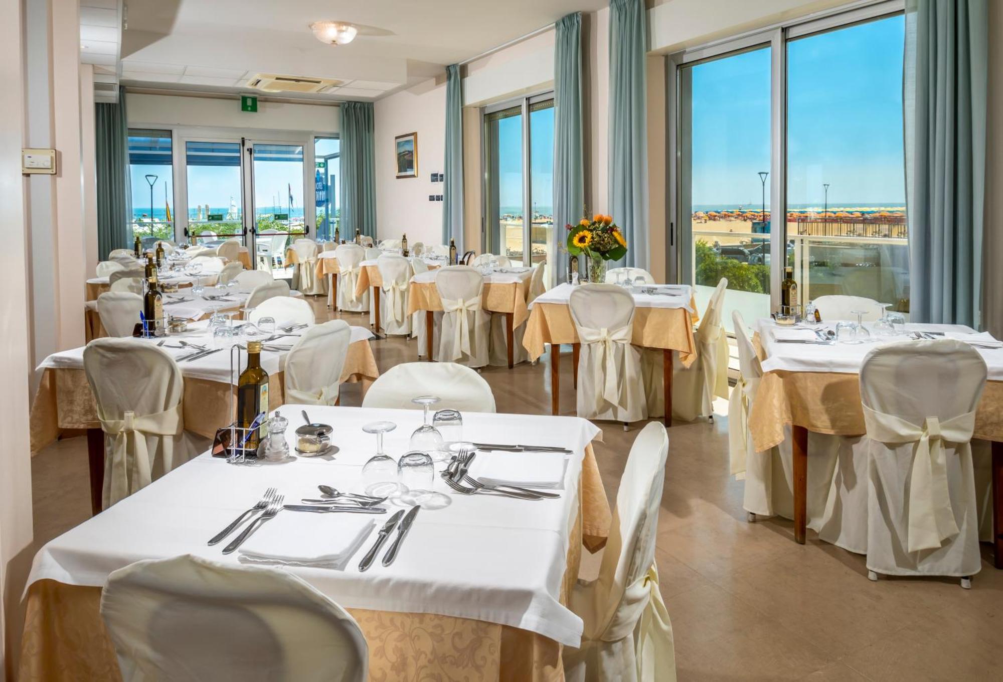 Hotel Astoria Cervia Exterior photo