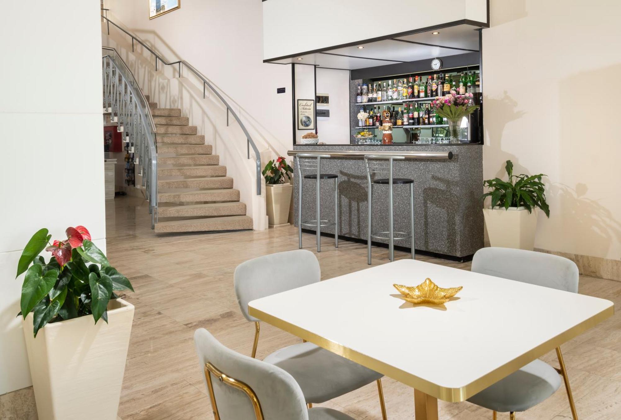 Hotel Astoria Cervia Exterior photo