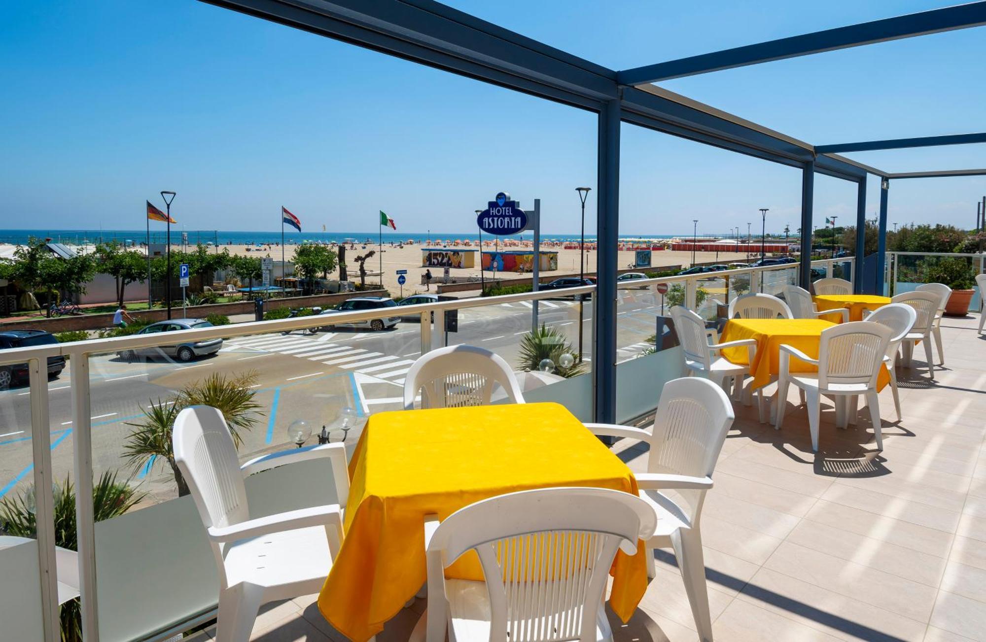 Hotel Astoria Cervia Exterior photo
