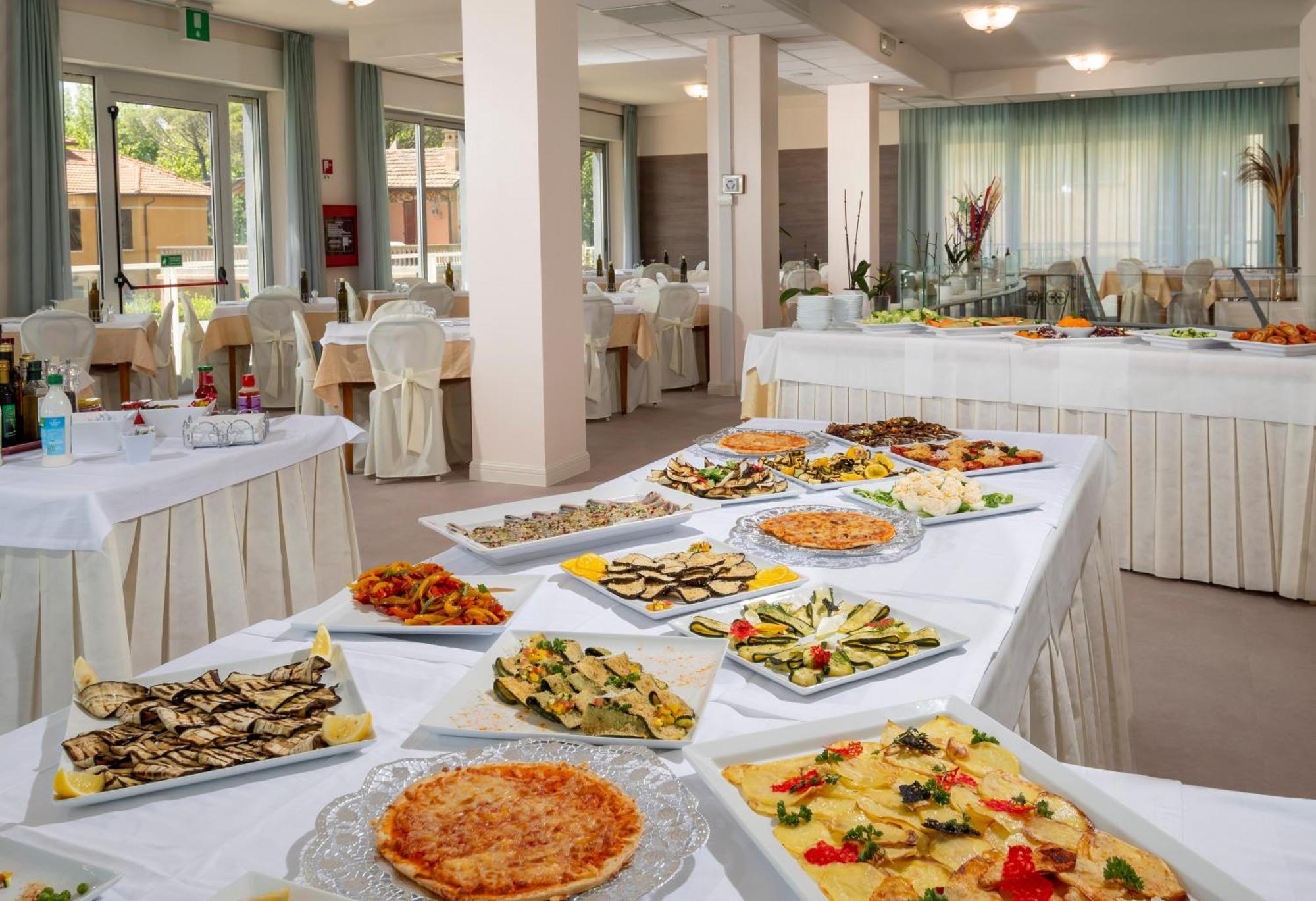Hotel Astoria Cervia Exterior photo